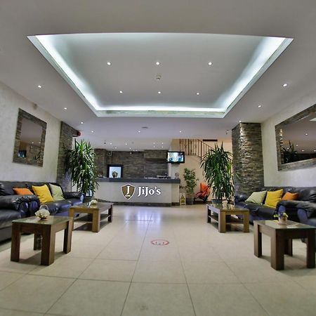 Jijo'S Hotel 마마이아 외부 사진