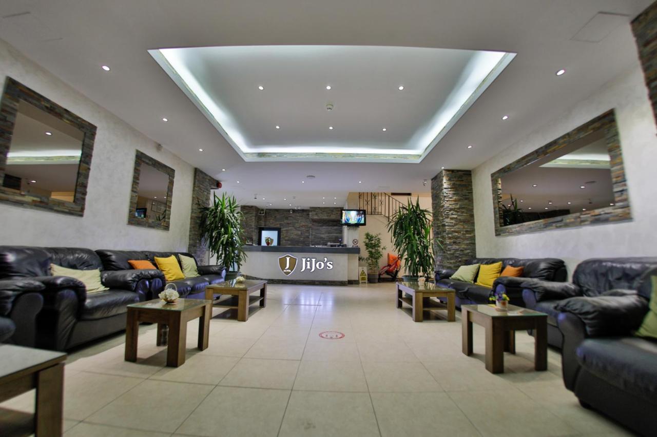 Jijo'S Hotel 마마이아 외부 사진