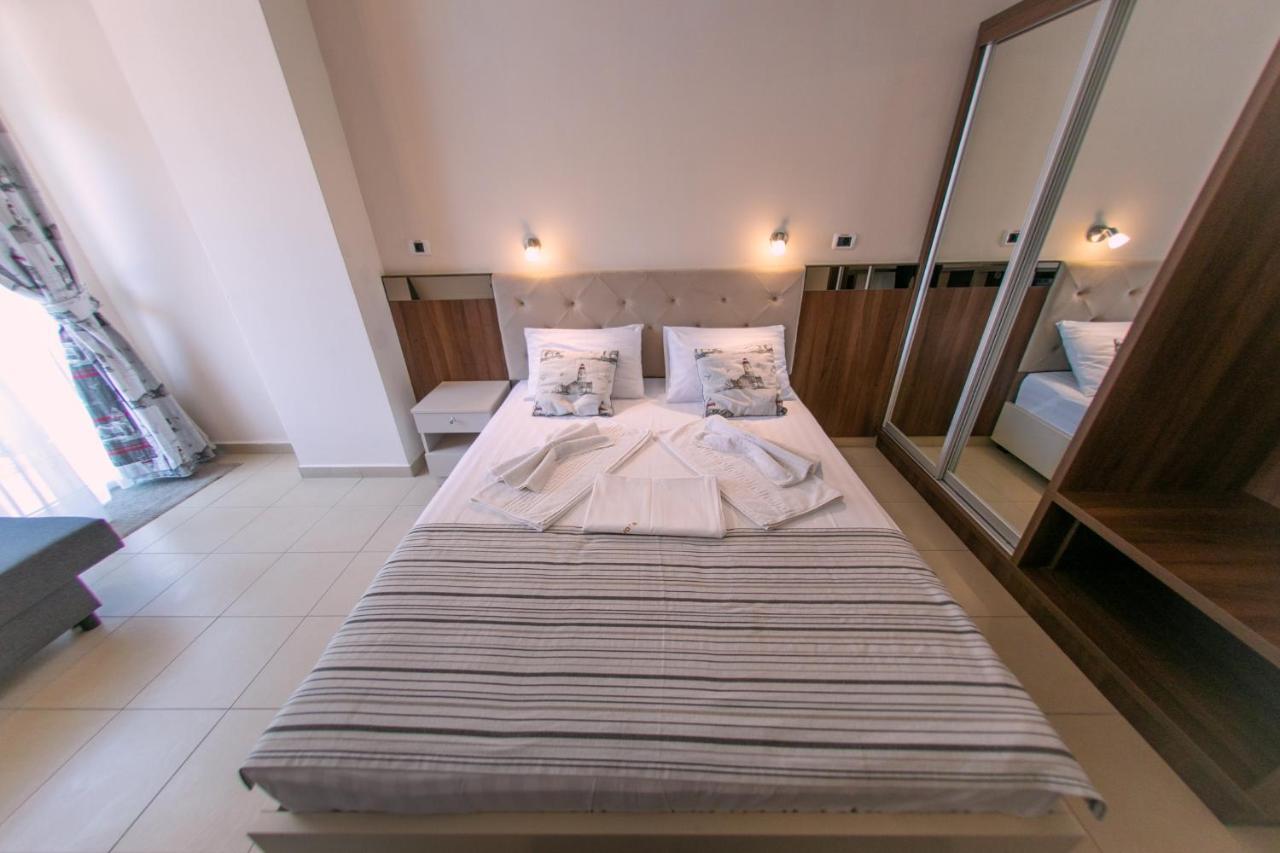 Jijo'S Hotel 마마이아 외부 사진